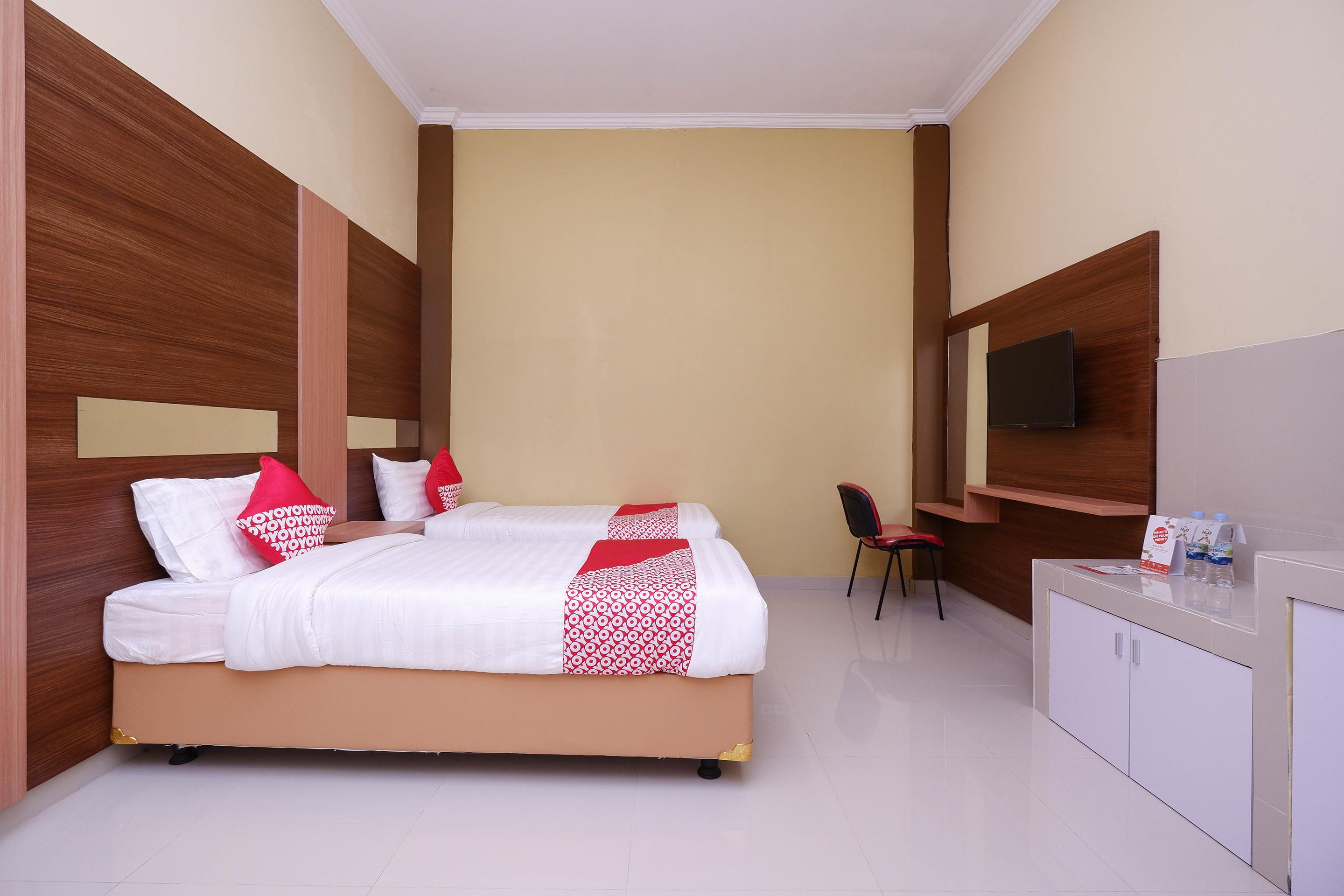 Hotel Super Oyo 1506 Shabrina 2 Syariah Solo Esterno foto