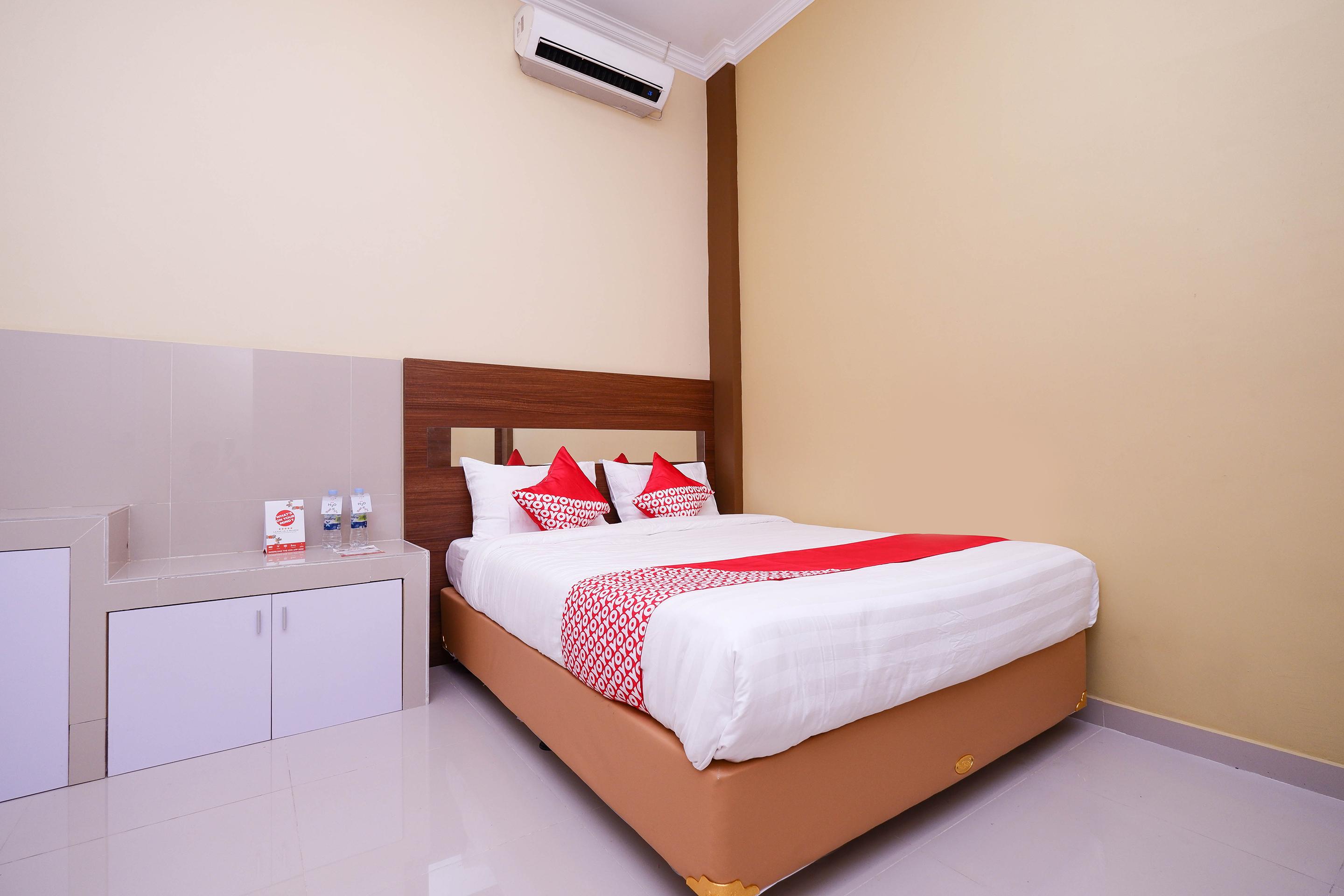 Hotel Super Oyo 1506 Shabrina 2 Syariah Solo Esterno foto